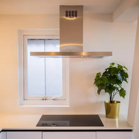 Happily 2 Bedroom Serviced 75m2 -nb306h- شقة روتردام